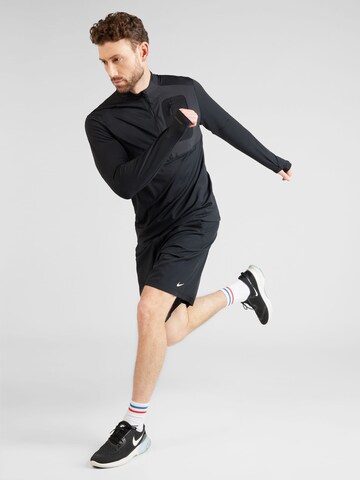 NIKE Performance Shirt in Black