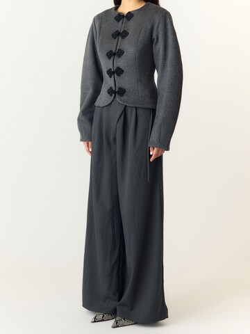 Veste mi-saison 'YASNapo' YAS en gris