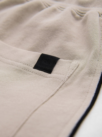 Ombre Regular Sporthose‌‌‌‌‌‌‌‌ in Beige