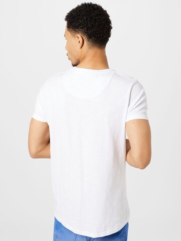 Clean Cut Copenhagen Тениска 'Kolding' в бяло