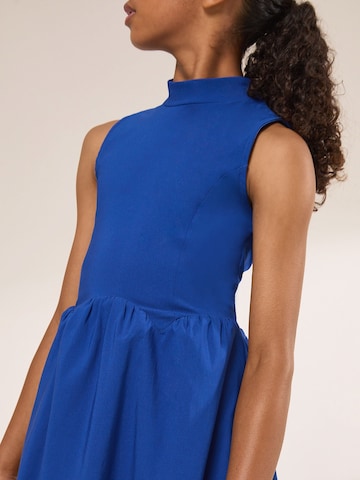 Robe Lipsy en bleu