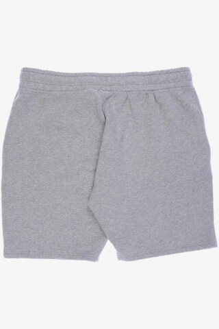 ELLESSE Shorts in 35-36 in Grey