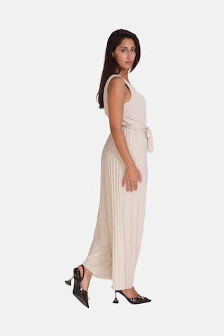 Tuta jumpsuit di Elara in beige