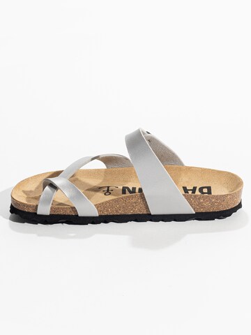 Bayton T-Bar Sandals 'Diane' in Silver