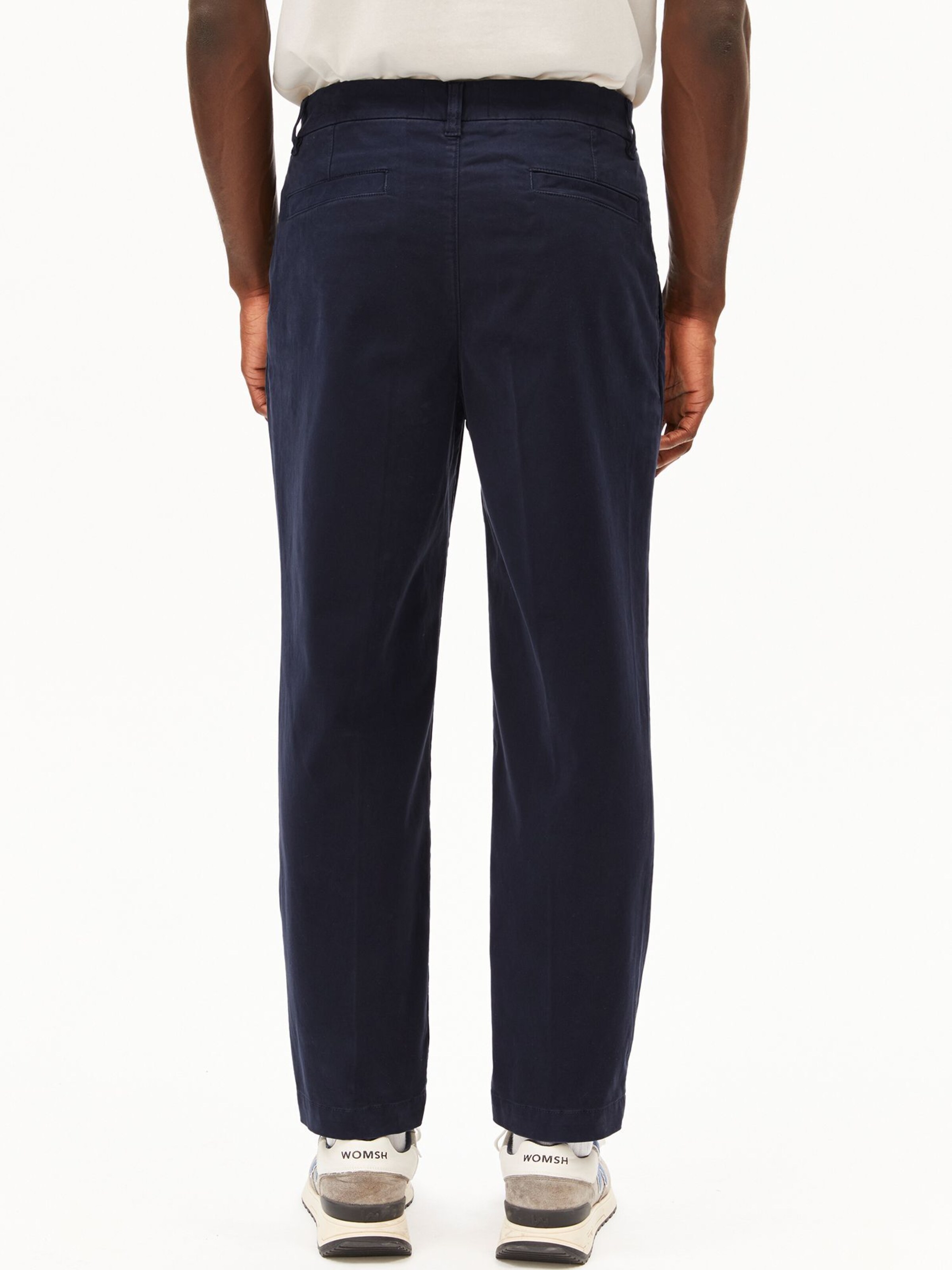 ARMEDANGELS Regular Chinohose TAAMIR PLEATED in Blau