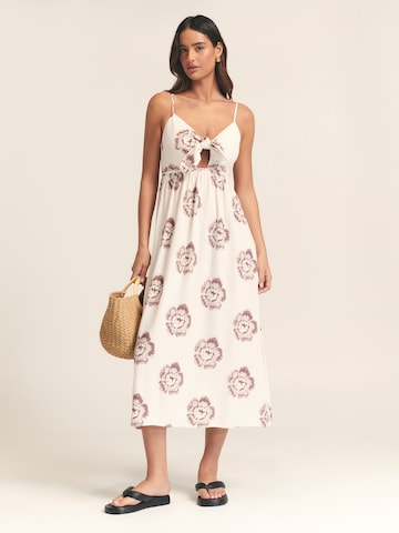 St MRLO Kleid in Beige