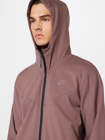 Nike Sportswear - Sudadera con cremallera en marrón