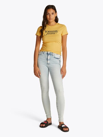 Tommy Jeans Tričko 'ESSENTIAL' – žlutá
