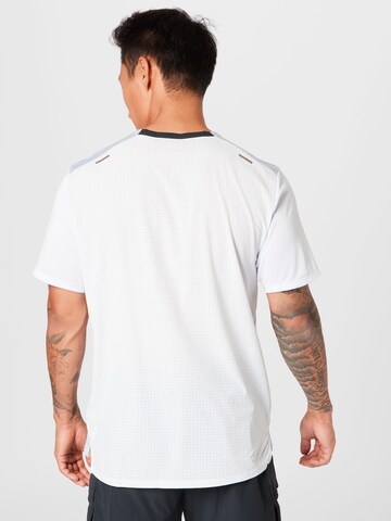 Maglia funzionale 'Rise 365' di NIKE in bianco