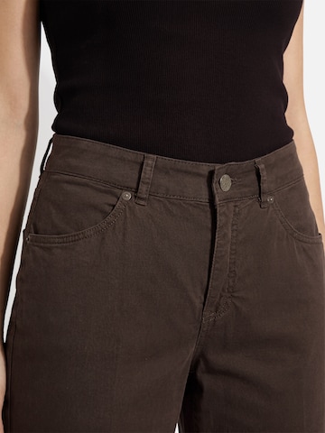 TONI Regular Hose 'Liv' in Braun