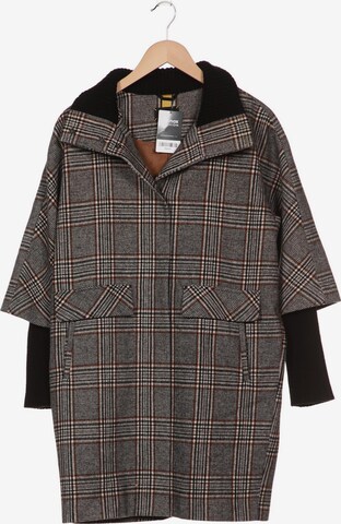 COMMA Jacket & Coat in XS in Grey: front