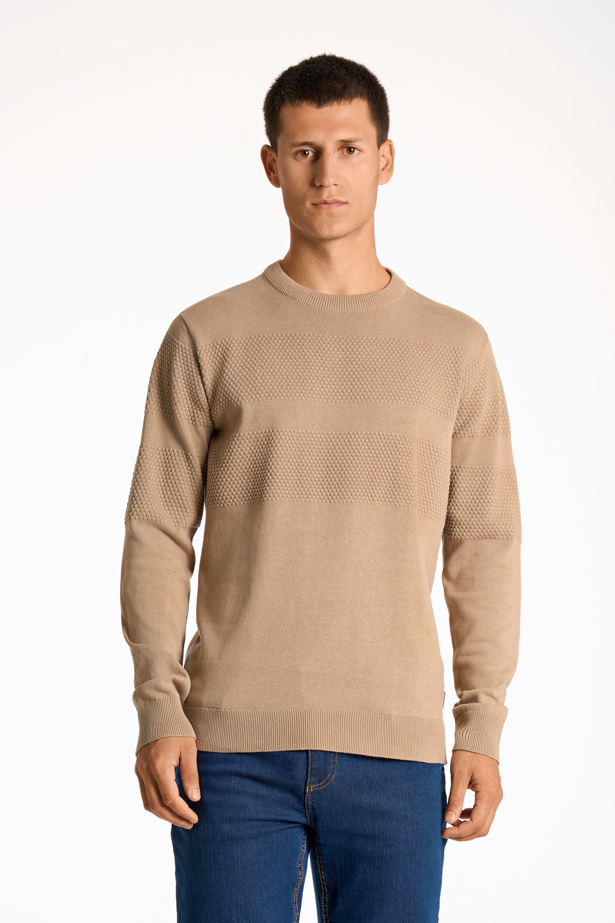 Lindbergh Sweater in Beige: front