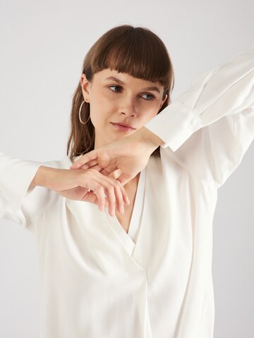 Camicia da donna di COMMA in bianco