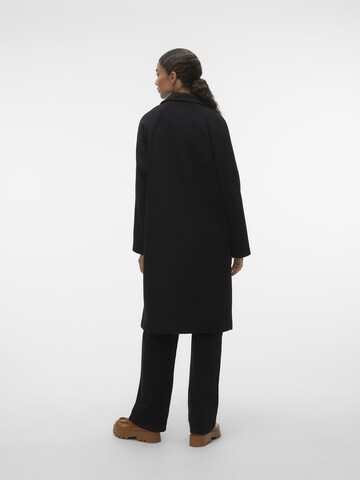 Manteau mi-saison 'HAZEL' VERO MODA en noir
