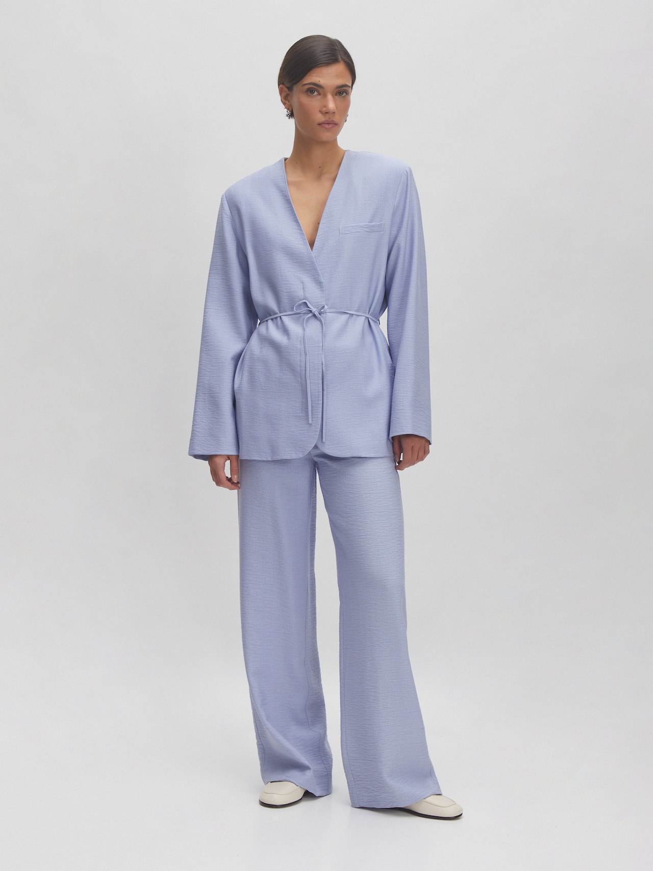 EDITED Produkte Hose 'Amou' hellblau