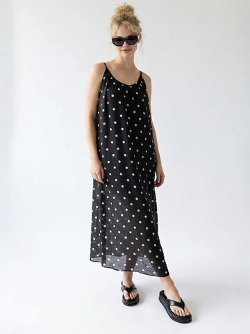 Robe d’été MixRay en noir : devant