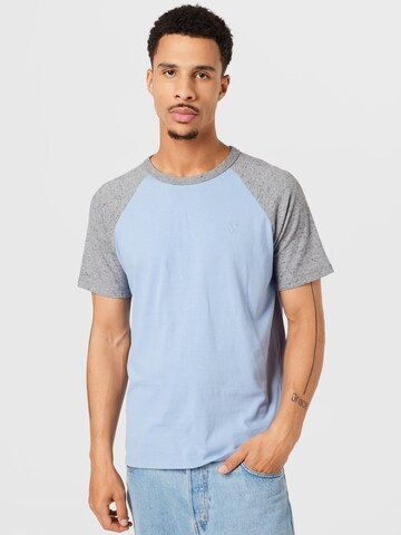 American Eagle Shirt in Blue: front