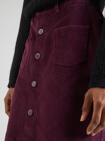 Eight2Nine Skirt in Red