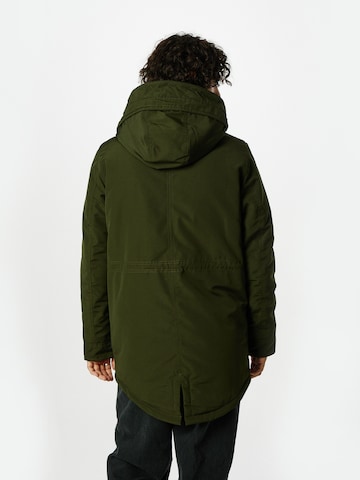 Parka d’hiver 'Callen' INDICODE JEANS en vert