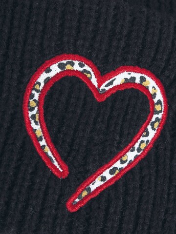 SAMAYA Beanie in Black