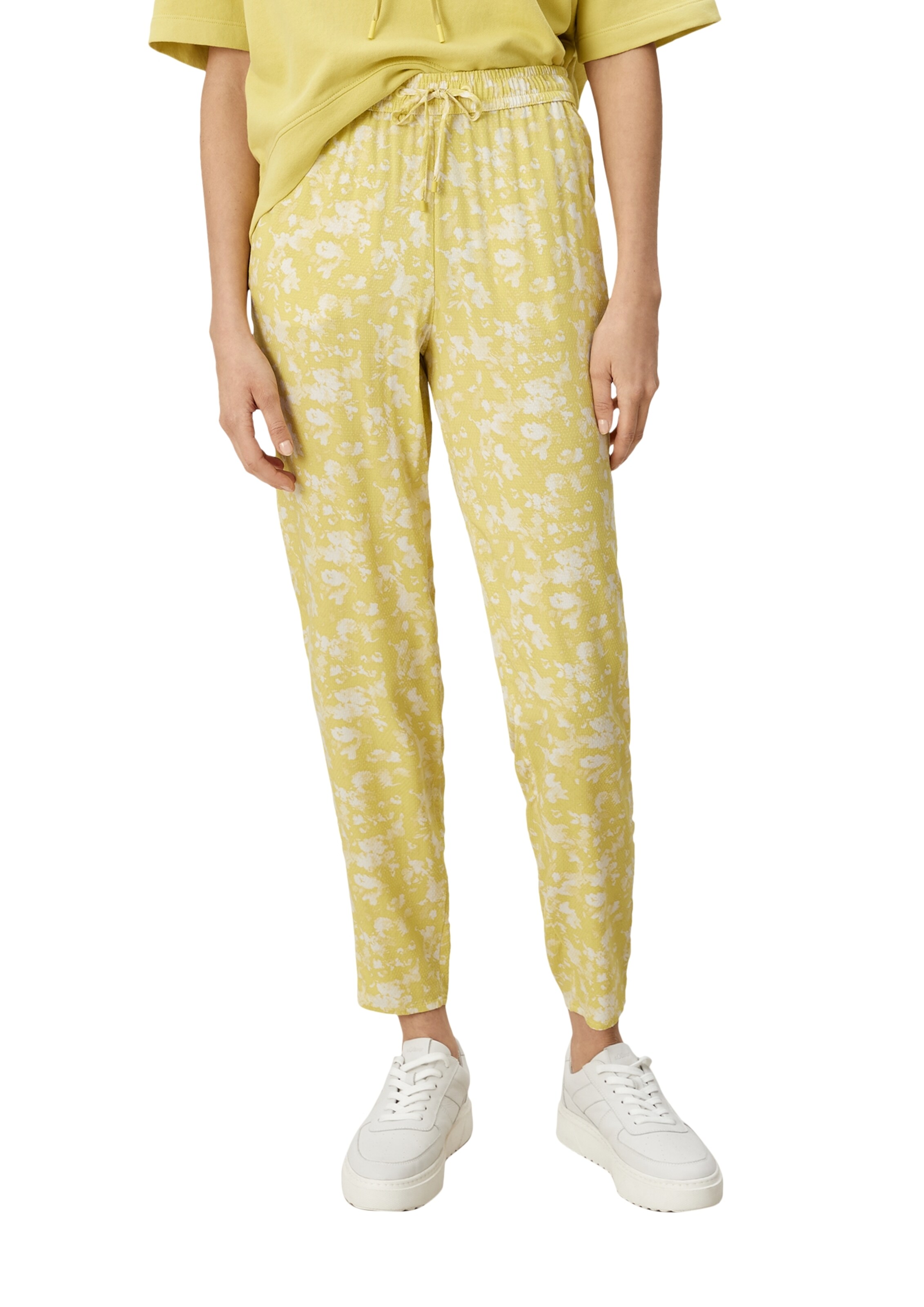 s.Oliver Tapered Pants in Yellow: front