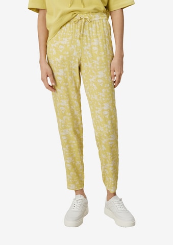 s.Oliver Tapered Pants in Yellow: front