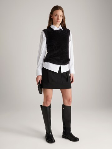 JOOP! Knitted Vest in Black