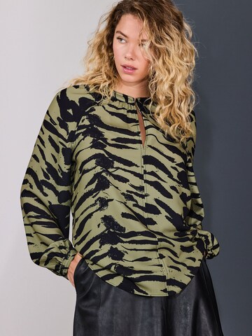 Next - Blusa en verde