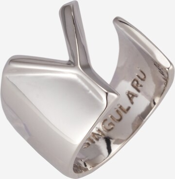 Singularu - Anillo 'Custom Letter Signet' en plata: frente