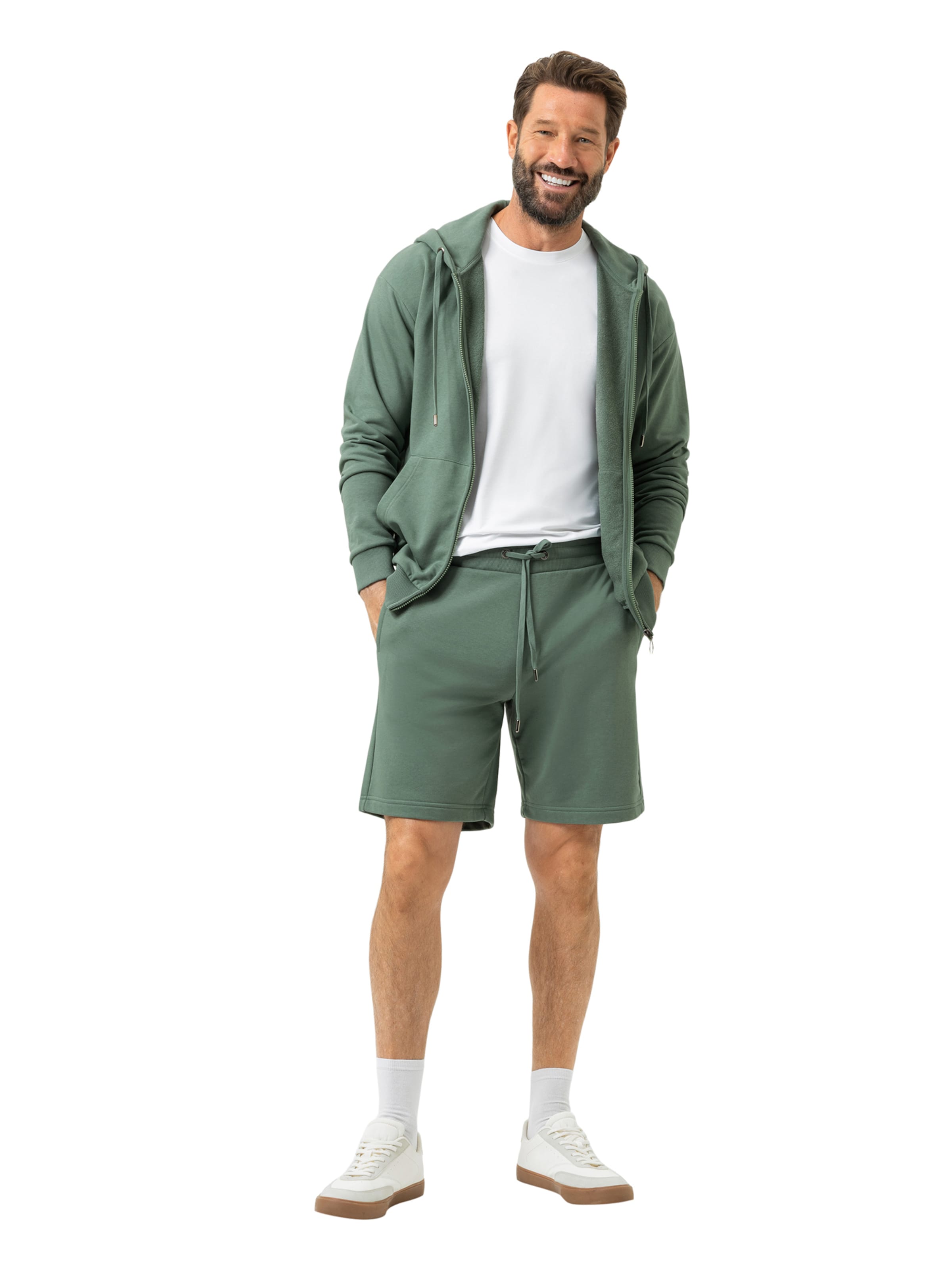 Mey Regular Shorts 'Terry Essentials' in Grün: Vorderseite
