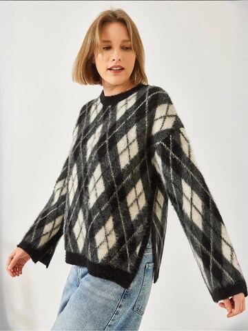 Bianco Lucci - Pullover em preto