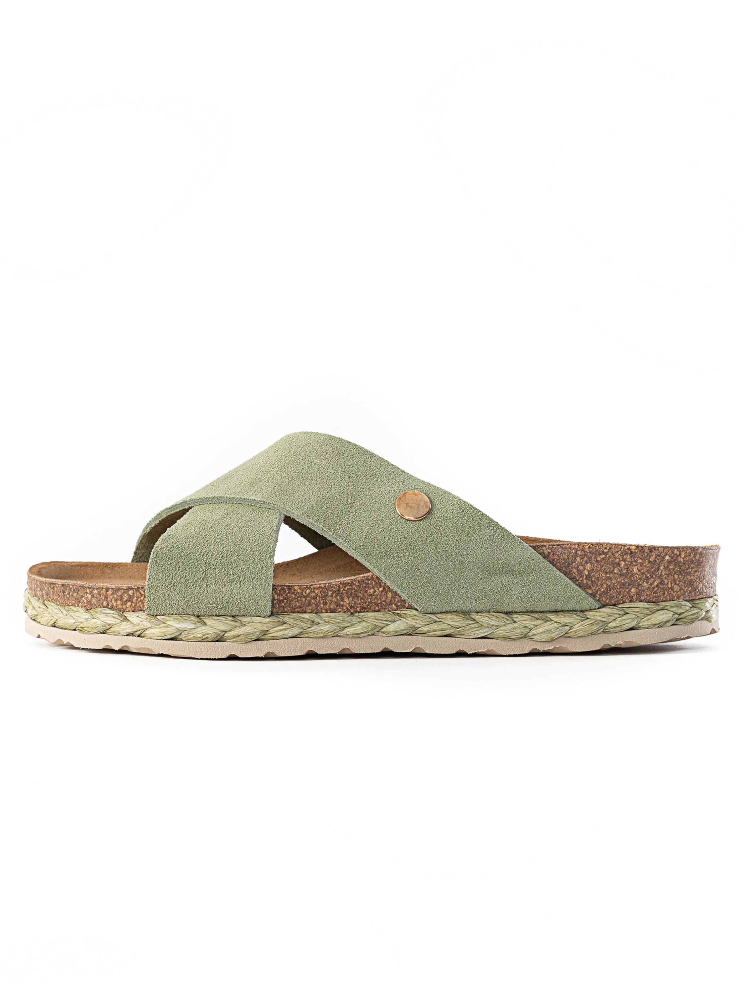 Bayton Mule 'Burgos' in Green: front