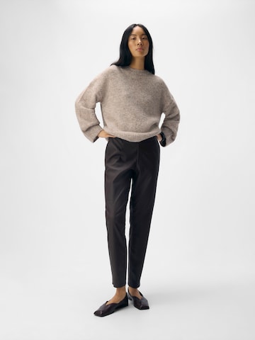 OBJECT Slim fit Pleat-Front Pants 'OBJBelle' in Brown