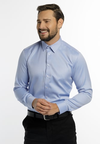 DreiMaster Klassik Slim fit Button Up Shirt in Blue: front