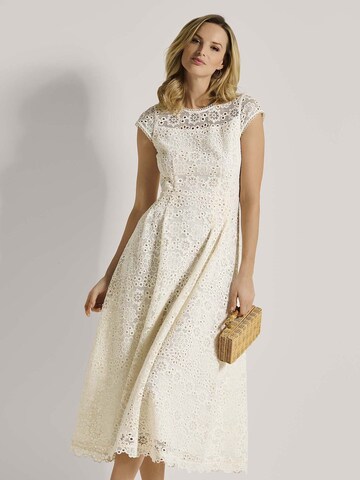 MADELEINE Cocktail Dress in White: front