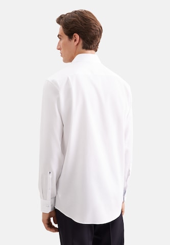 Coupe regular Chemise business SEIDENSTICKER en blanc