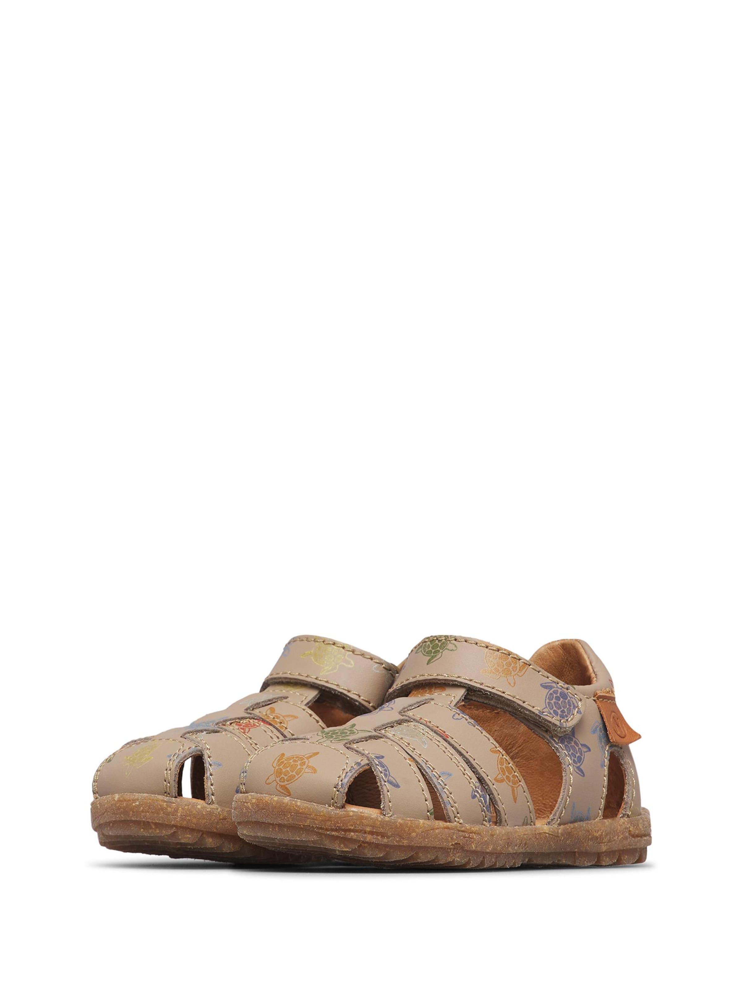 Chaussures ouvertes 'SEE' NATURINO en vert