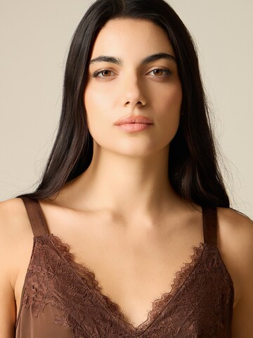 oltre Kleid‌‌‌‌‌‌‌‌‌ in Braun