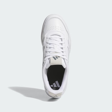 ADIDAS PERFORMANCE Spordijalats 'Retrocross 25', värv valge