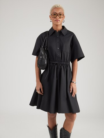 & Other Stories Blusekjole i sort: forside