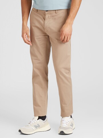 Coupe slim Pantalon chino BOSS en marron : devant