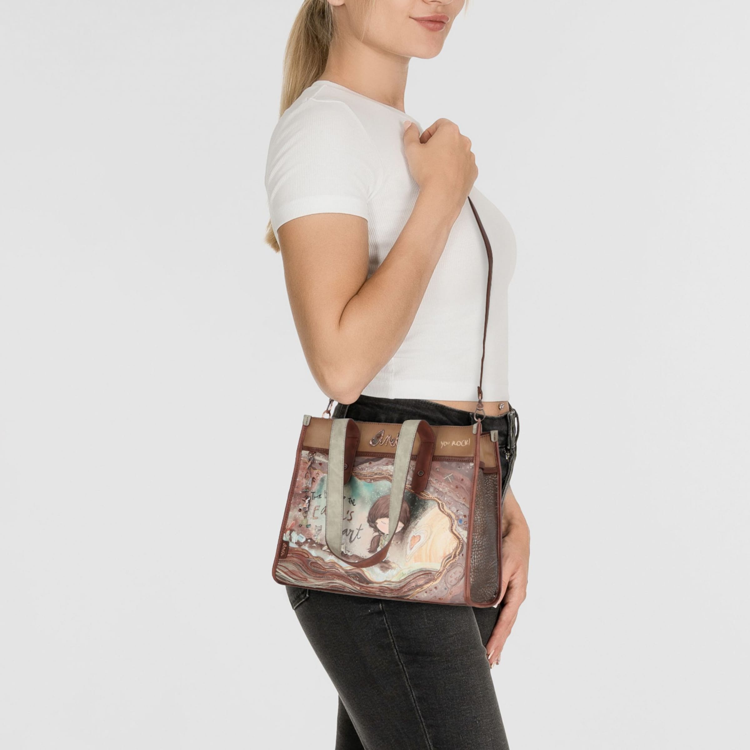 Anekke Schultertasche in Mischfarben: Vorderseite