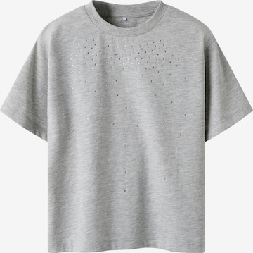NAME IT - Camiseta en gris: frente