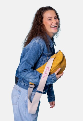 Sac à bandoulière 'Ella' Fritzi aus Preußen en jaune : devant