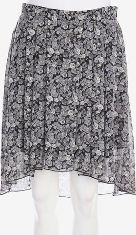 NEW LOOK Skirt in S in Grey: front