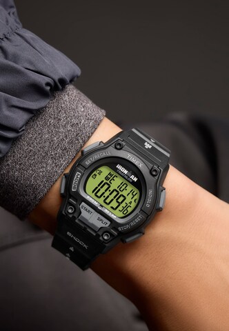 TIMEX Digitalur 'Ironman Shock Endure' i sort