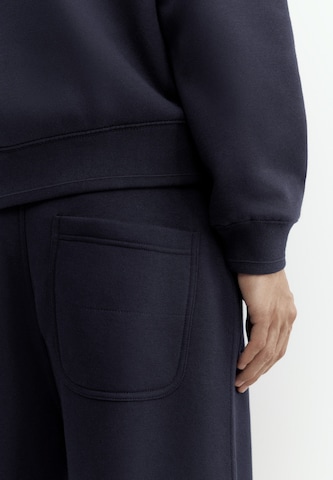 Pull&Bear Luźne Spodnie w kolorze niebieski