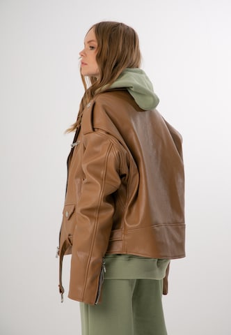 ET Nos Between-Season Jacket in Brown