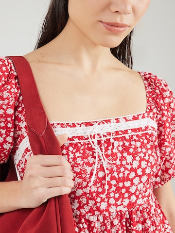 Abercrombie & FitchLjetna haljina - crvena boja