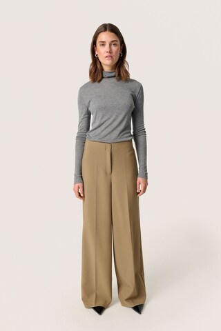 Wide Leg Pantalon à plis 'Corinne' SOAKED IN LUXURY en vert